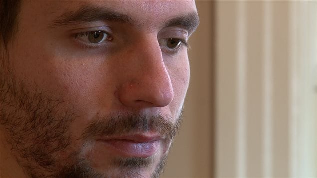 Le Winnipégois Joshua Stevens a été libéré par la police pérouvienne en lien avec le meurtre du Britannique Unais Gomes dans un centre de retraite spirituelle, en décembre 2015. Le Winnipégois Joshua Stevens a été libéré par la police pérouvienne en lien avec le meurtre du Britannique Unais Gomes dans un centre de retraite spirituelle, en décembre 2015.