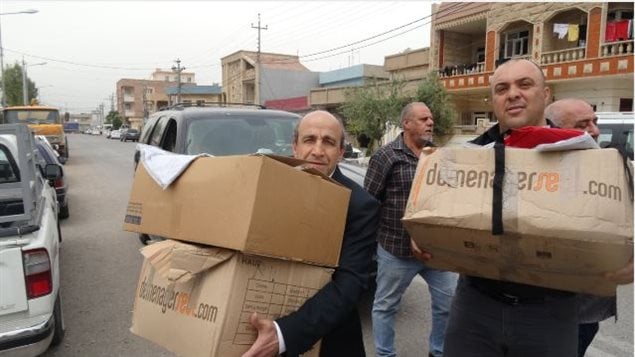 Le père Ephrem Azar (G) en compagnie d'un collègue lors d'un voyage au Kurdistan au printemps 2015 Le père Ephrem Azar (G) en compagnie d'un collègue lors d'un voyage au Kurdistan au printemps 2015