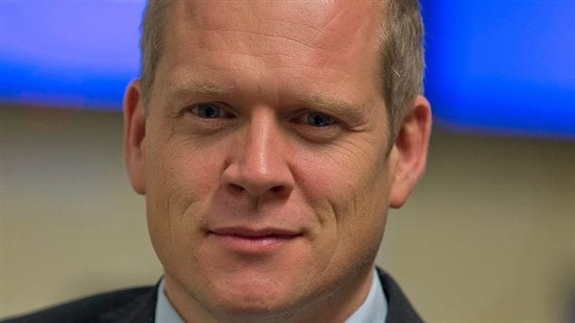 Brian Myles, nouveau directeur du quotidien montréalais « Le Devoir ». Brian Myles, nouveau directeur du quotidien montréalais « Le Devoir ».
