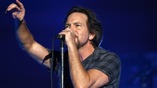 Pearl Jam sera au Centre Vidéotron le 5 mai 2016. Pearl Jam sera au Centre Vidéotron le 5 mai 2016.