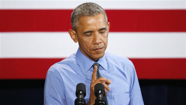 De passage à Detroit, le président Barack Obama fait une pause alors qu'il parle de la situation à Flint, au Michigan. De passage à Detroit, le président Barack Obama fait une pause alors qu'il parle de la situation à Flint, au Michigan.