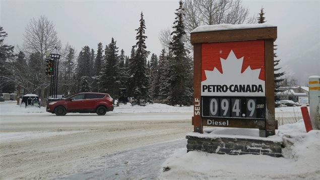 Le prix de l'essence à Banff mercredi, bien différent de la situation à Edmonton ou Calgary. Le prix de l'essence à Banff mercredi, bien différent de la situation à Edmonton ou Calgary.