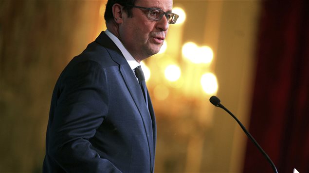 Le président français, François Hollande, a plaidé pour le maintien du Royaume-Uni au sein de l'Union européenne lors d’un discours prononcé devant les ambassadeurs en poste à Paris au palais de l’Élysée. Le président français, François Hollande, a plaidé pour le maintien du Royaume-Uni au sein de l'Union européenne lors d’un discours prononcé devant les ambassadeurs en poste à Paris au palais de l’Élysée.