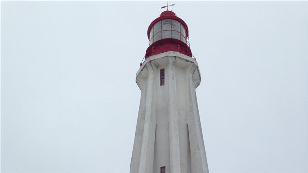 Le phare de Pointe-au-Père. Le phare de Pointe-au-Père.