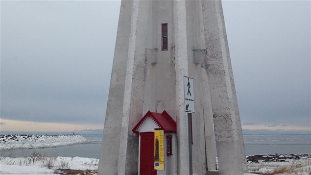 L'entrée du phare de Pointe-au-Père L'entrée du phare de Pointe-au-Père