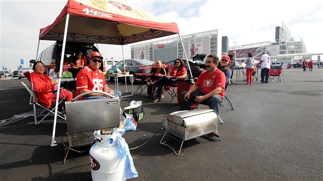 Des supporteurs des 49ers de San Francisco Des supporteurs des 49ers de San Francisco