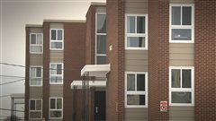 Sept-îles est au sommet du palmarès dans l'Est du Québec en ce qui a trait au prix des logements. Sept-îles est au sommet du palmarès dans l'Est du Québec en ce qui a trait au prix des logements.