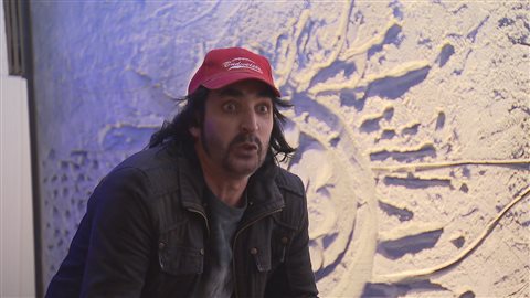 Pierre Nolin en pleine répétition. Pierre Nolin en pleine répétition.