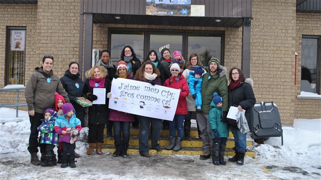 Le CPE Le P'tit Gadu de Sherbrooke souhaite 1000 noms sur une pétition lancée pour contrer les coupes dans le réseau. Le CPE Le P'tit Gadu de Sherbrooke souhaite 1000 noms sur une pétition lancée pour contrer les coupes dans le réseau.