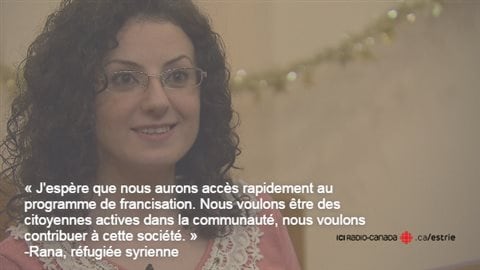 Cette réfugiée syrienne attend avec hâte ses cours de francisation. Cette réfugiée syrienne attend avec hâte ses cours de francisation.