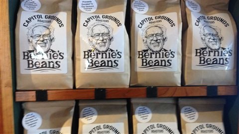 Bernie Sanders a droit à son café... Bernie Sanders a droit à son café...