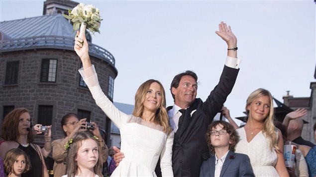 Le 15 août 2015, Julie Snyder et Pierre Karl Péladeau se marient à Québec, accompagnés de leurs enfants Romy et Thomas, et de la fille du chef de l'opposition Marie. Le 15 août 2015, Julie Snyder et Pierre Karl Péladeau se marient à Québec, accompagnés de leurs enfants Romy et Thomas, et de la fille du chef de l'opposition Marie.