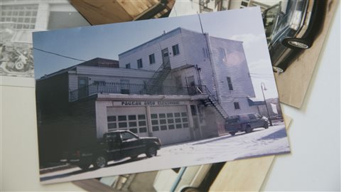 L'entreprise Pageau Auto Électrique, quelques temps après les travaux qui ont recouvert l'affiche. L'entreprise Pageau Auto Électrique, quelques temps après les travaux qui ont recouvert l'affiche.