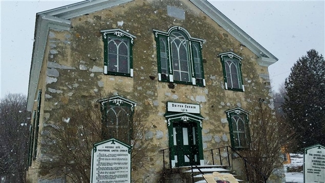 Cette vieille église de Saint-Armand a servi de refuge aux Noirs qui fuyaient les États-Unis et l'esclavagisme, durant les années 1800. Cette vieille église de Saint-Armand a servi de refuge aux Noirs qui fuyaient les États-Unis et l'esclavagisme, durant les années 1800.