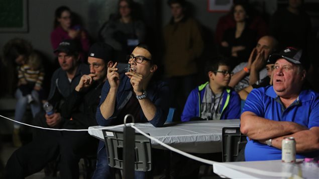 Des spectateurs du Défi des champions, au Club de boxe olympique de Jonquière Des spectateurs du Défi des champions, au Club de boxe olympique de Jonquière