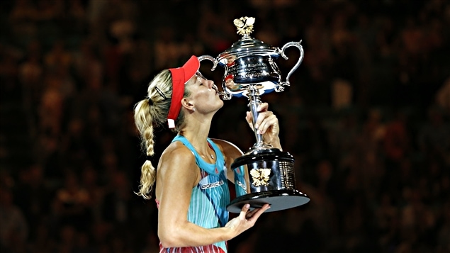 Angelique Kerber goûte les fruits de sa victoire surprise à Melbourne Angelique Kerber goûte les fruits de sa victoire surprise à Melbourne