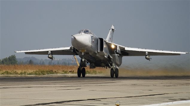 Un chasseur russe Su-24 (archives) Un chasseur russe Su-24 (archives)