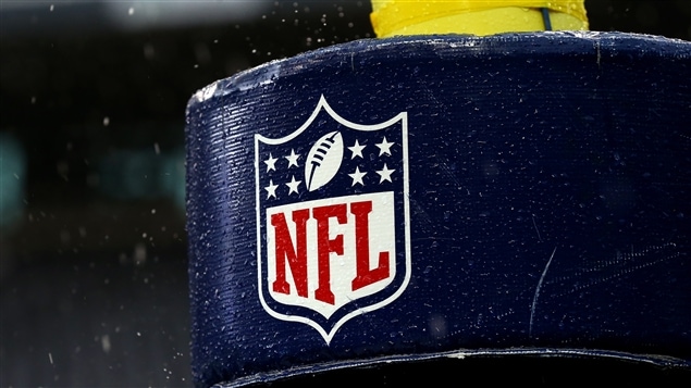 La NFL est le seul circuit majeur en Amérique du Nord à présenter des séries à élimination directe. La NFL est le seul circuit majeur en Amérique du Nord à présenter des séries à élimination directe.