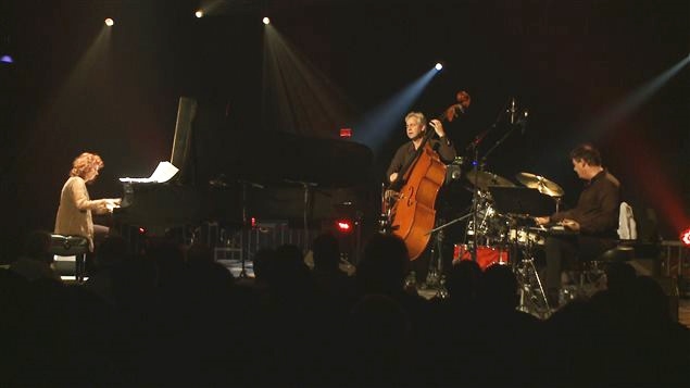 Le trio de Lorraine Desmarais en prestation au 30e Festi Jazz international de Rimouski Le trio de Lorraine Desmarais en prestation au 30e Festi Jazz international de Rimouski