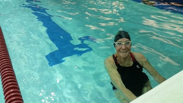 Mary Brown, 86 ans, participe à des compétitions de natation 40 ans. Mary Brown, 86 ans, participe à des compétitions de natation 40 ans.