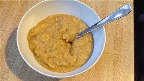 Plat de soupe aux pois Plat de soupe aux pois
