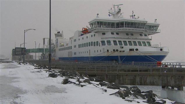 Le F.-A.-Gauthier à quai. Le F.-A.-Gauthier à quai.