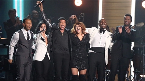 John Legend, Demi Lovato, Lionel Richie, Meghan Trainor, Tyrese et Luke Bryan John Legend, Demi Lovato, Lionel Richie, Meghan Trainor, Tyrese et Luke Bryan