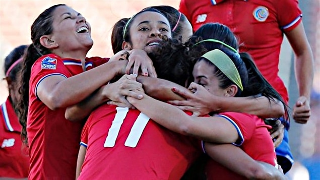 Le Costa Rica a éliminé le Mexique 2-1 Le Costa Rica a éliminé le Mexique 2-1