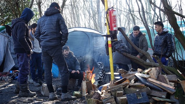 Le camp de réfugiés de Grande-Synthe, dans le nord de la France Le camp de réfugiés de Grande-Synthe, dans le nord de la France