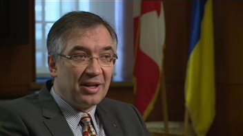 L’ambassadeur du Canada en Ukraine, Roman Waschuk L’ambassadeur du Canada en Ukraine, Roman Waschuk