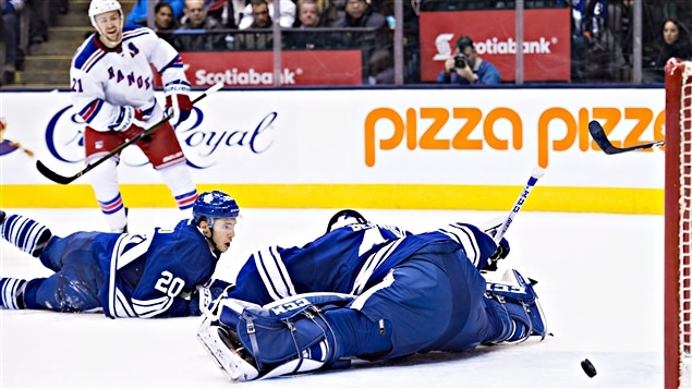 Le but de Derek Stepan Le but de Derek Stepan