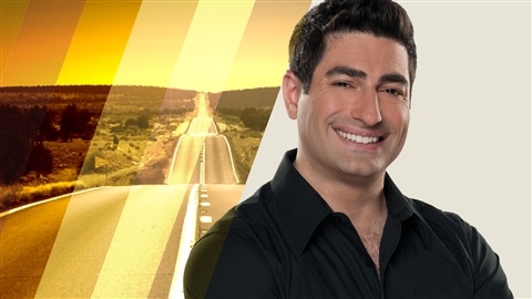 Patrick Masbourian anime l'émission <em>La route des 20</em>. Patrick Masbourian anime l'émission <em>La route des 20</em>.