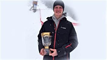 Lewis Irving, récompensé par la FIS Lewis Irving, récompensé par la FIS