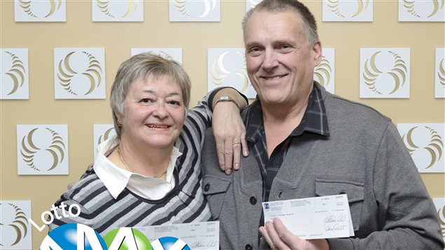Les heureux gagnants de Lotto Max. Les heureux gagnants de Lotto Max.