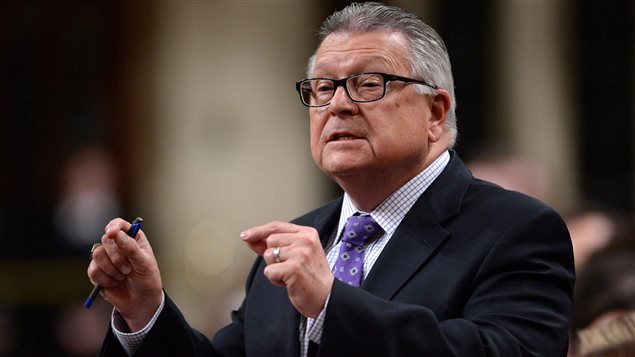 Le ministre de la Sécurité publique Ralph Goodale, à la Chambre des Communes Le ministre de la Sécurité publique Ralph Goodale, à la Chambre des Communes