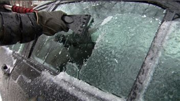Du verglas sur une voiture Du verglas sur une voiture