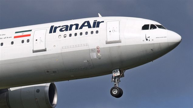 L'Iran souhaiterait que les avions des compagnies aériennes iraniennes, comme cet appareil d'Iran Air, puissent se poser au Canada. Photo : Wikipedia/Adrian Pingstone L'Iran souhaiterait que les avions des compagnies aériennes iraniennes, comme cet appareil d'Iran Air, puissent se poser au Canada. Photo : Wikipedia/Adrian Pingstone