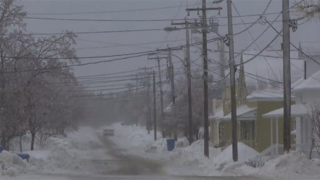 La municipalité de Saint-Fabien étaient paralysée par des pannes électriques, ce matin. La municipalité de Saint-Fabien étaient paralysée par des pannes électriques, ce matin.