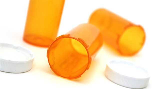 Des boîtes de médicaments vides. Des boîtes de médicaments vides.