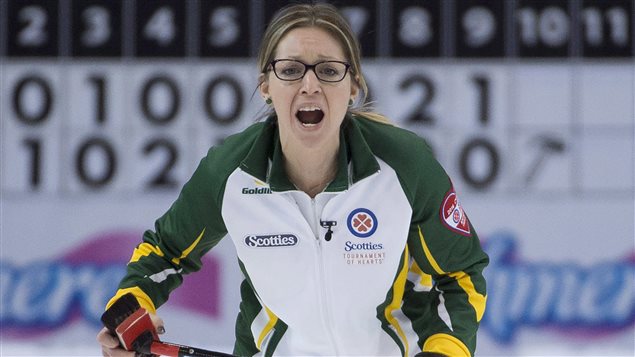 La capitaine de l'équipe du Nord de l'Ontario au Tournoi des coeurs, Krista McCarville La capitaine de l'équipe du Nord de l'Ontario au Tournoi des coeurs, Krista McCarville