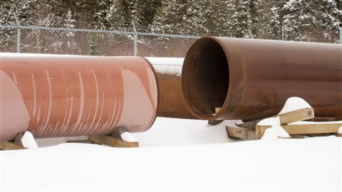 Des bouts de tuyax de pipeline. Des bouts de tuyax de pipeline.
