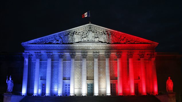 Assemblée nationale à Paris une semaine après les attrentats terroristes en novembre 2015 Assemblée nationale à Paris une semaine après les attrentats terroristes en novembre 2015