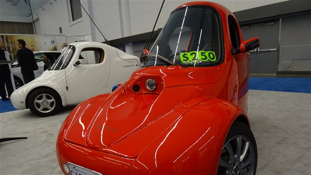 Un modèle de voiture électrique Un modèle de voiture électrique
