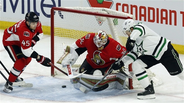 Les Sénateurs d'Ottawa ont perdu contre les Stars de Dallas, dimanche soir. Les Sénateurs d'Ottawa ont perdu contre les Stars de Dallas, dimanche soir.