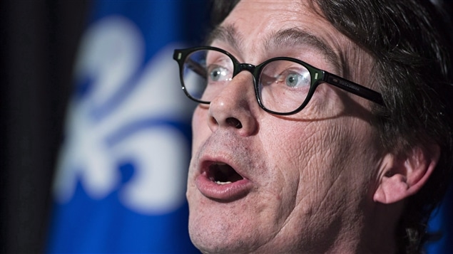 Pierre Karl Péladeau a réitéré l'opposition du Parti québécois au projet Énergie Est. Pierre Karl Péladeau a réitéré l'opposition du Parti québécois au projet Énergie Est.