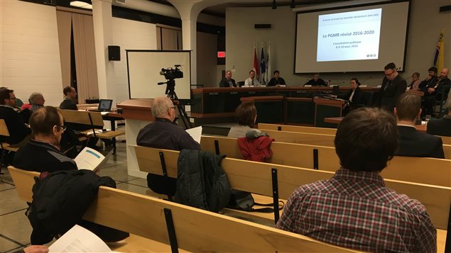 La Régie des matières résiduelles du Lac-Saint-Jean tient des consultations à Dolbeau-Mistassini La Régie des matières résiduelles du Lac-Saint-Jean tient des consultations à Dolbeau-Mistassini