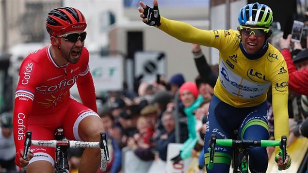Nacer Bouhanni et Michael Matthews au terme de la 2e étape du Paris-Nice. Nacer Bouhanni et Michael Matthews au terme de la 2e étape du Paris-Nice.