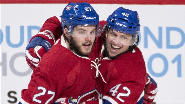 Alex Galchenyuk et Sven Andrighetto célèbrent le but du numéro 27 en deuxième période. Alex Galchenyuk et Sven Andrighetto célèbrent le but du numéro 27 en deuxième période.