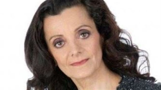 Ellis Kirkland est recherchée par la police Ellis Kirkland est recherchée par la police