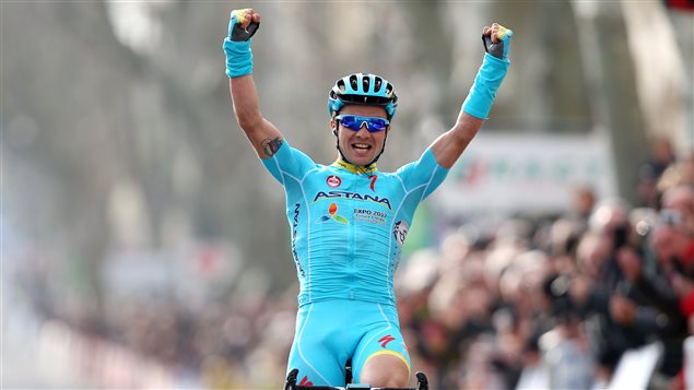 Alexey Lutsenko, vainqueur de la 5e étape du Paris-Nice Alexey Lutsenko, vainqueur de la 5e étape du Paris-Nice